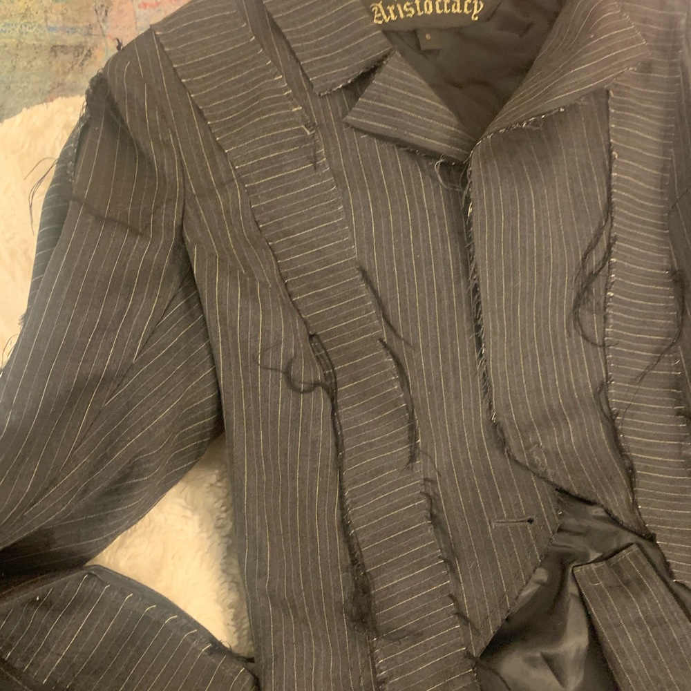 “Aristocracy" pinstripe blazer w/ gold cross design on back ,1 button closure - Picture 11 of 15